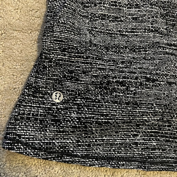 Lululemon Long Sleeve - Picture 4 of 4